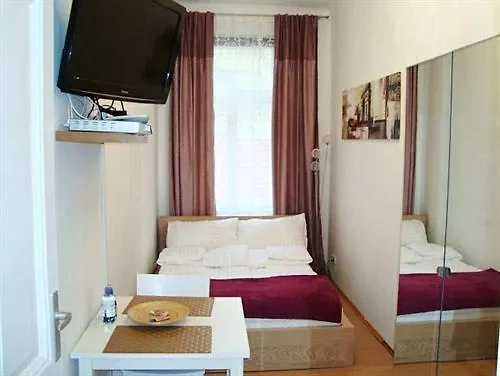 Royal Resort Apartments Karmeliterhofgasse Vienna 0*,